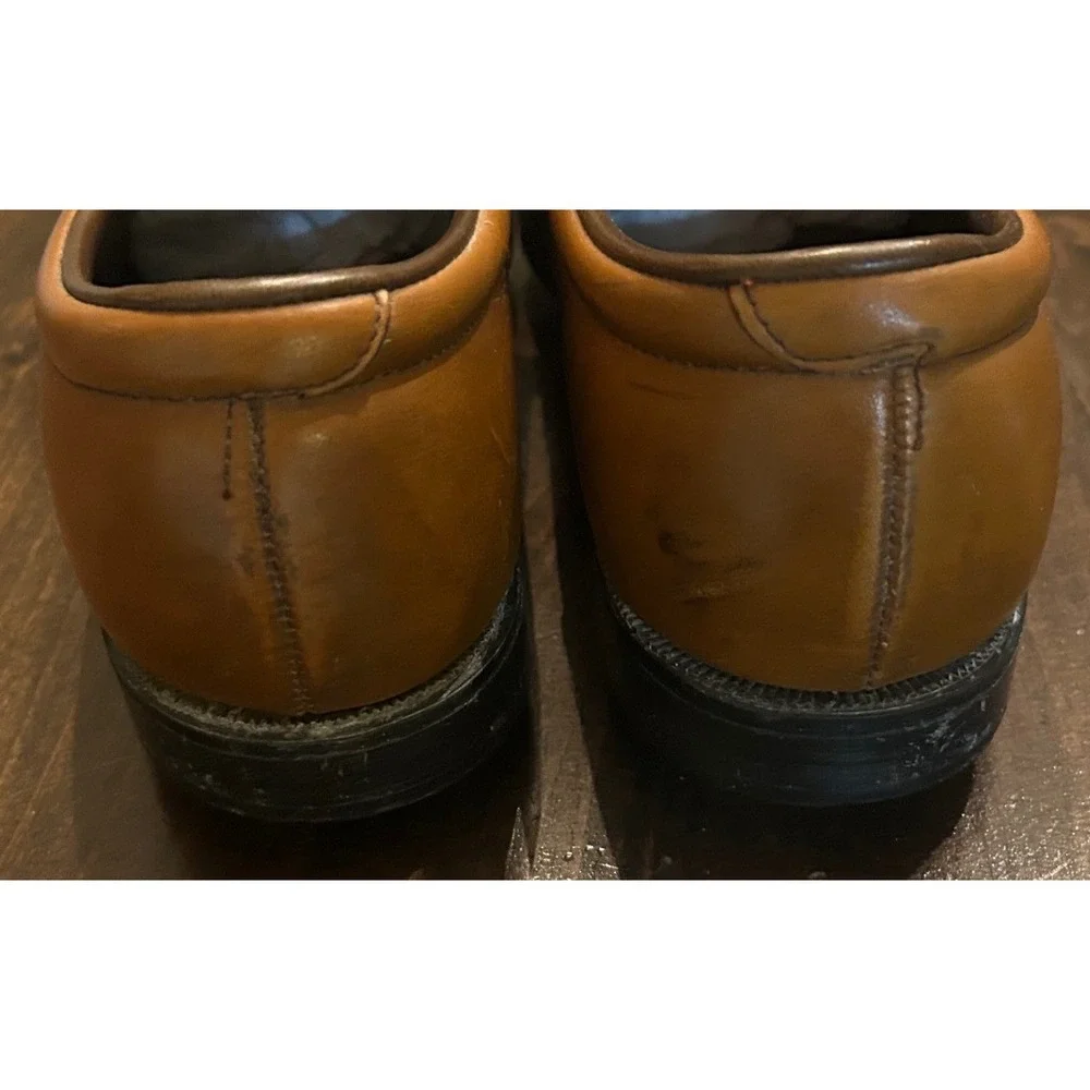 Vintage Etonic Mark V Golf Shoes 9.5 Leather Kiltie Fringe Spiked Retro Fairway